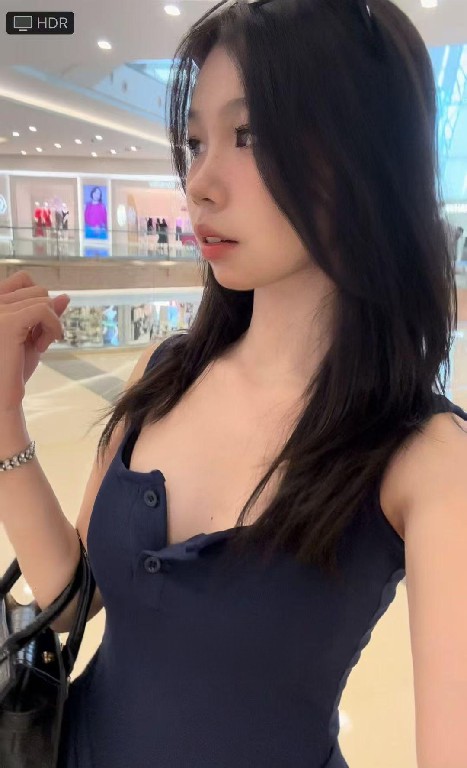 后入爆操翘臀妹妹