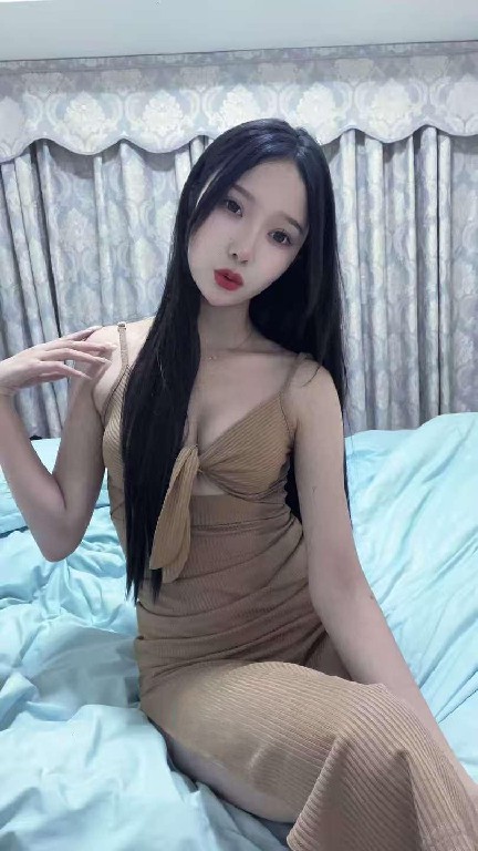 敏感风骚辣妹