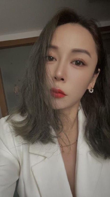 滨湖小浪姐