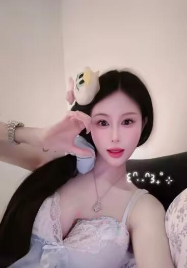 温柔美乳小妹妹