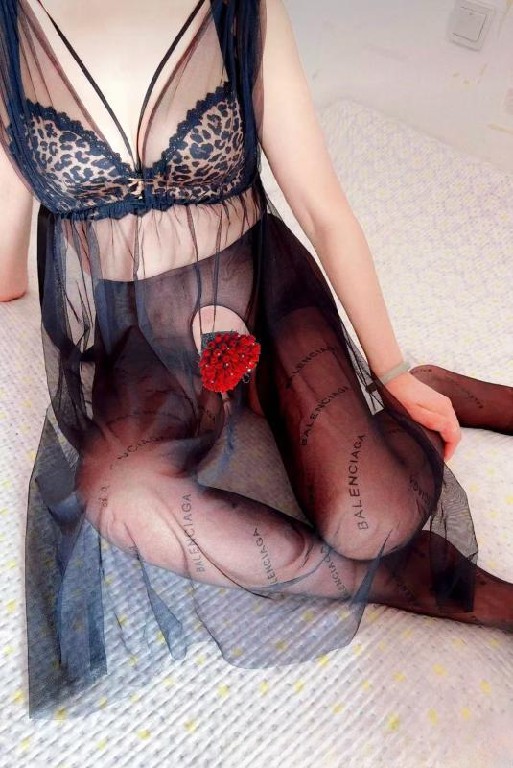 瑜伽熟女身材热辣