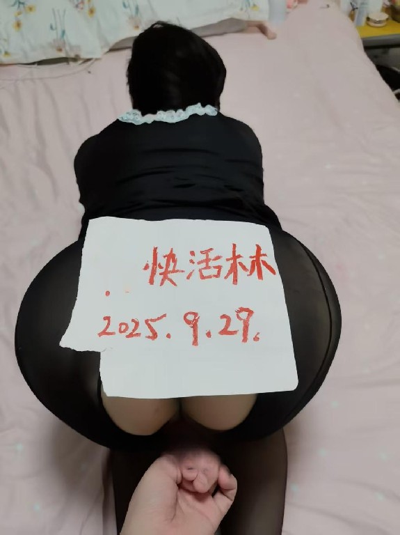 会夹会吸潮喷少妇