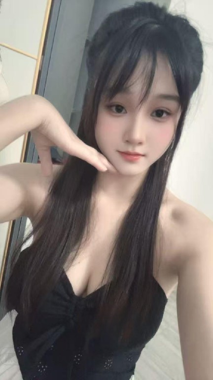 萌妹下海真乳天然胸器