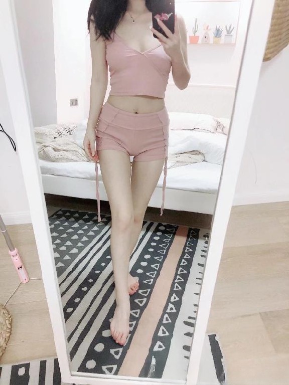 滨湖美腿中项暖暖