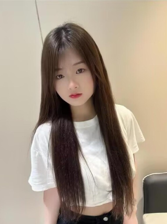 高颜值嫩妹很温柔