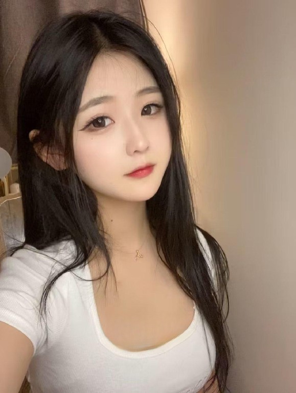 小萝莉 配合到位 服务一流水多