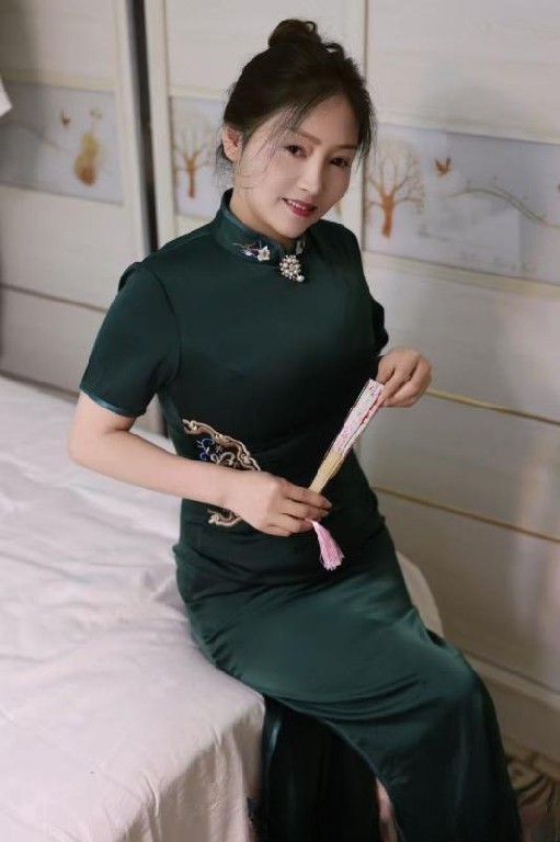 性价比旗袍熟女