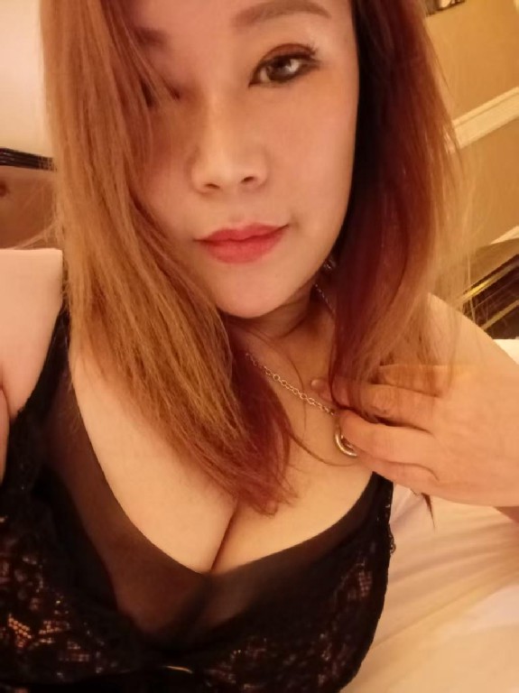 主动风骚熟女姐姐