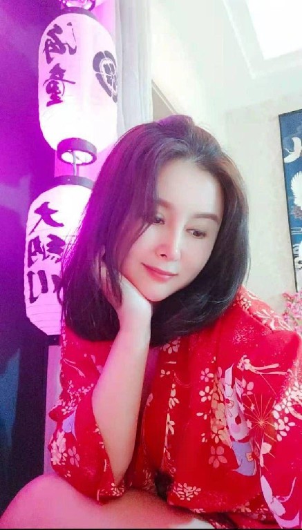 性欲极强粉嫩老师