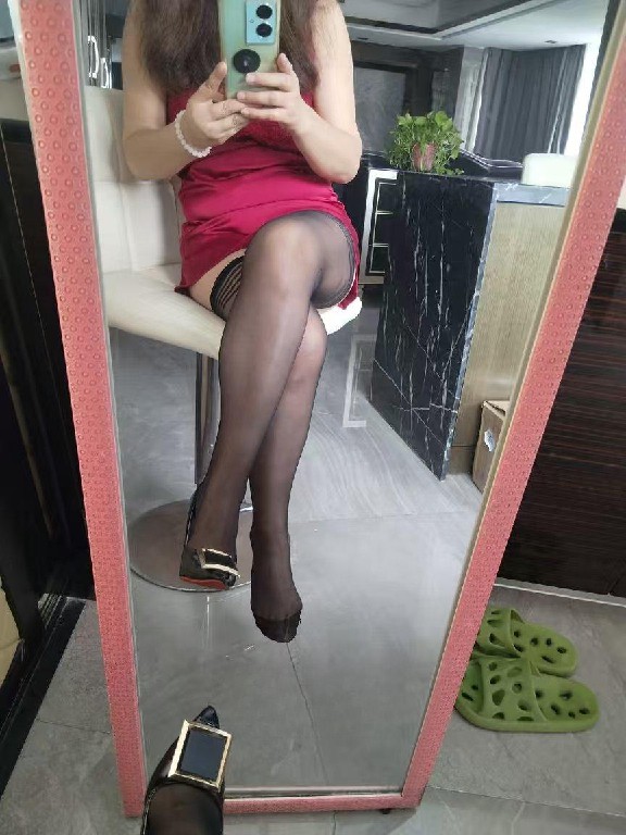 3张性价比泄火熟女