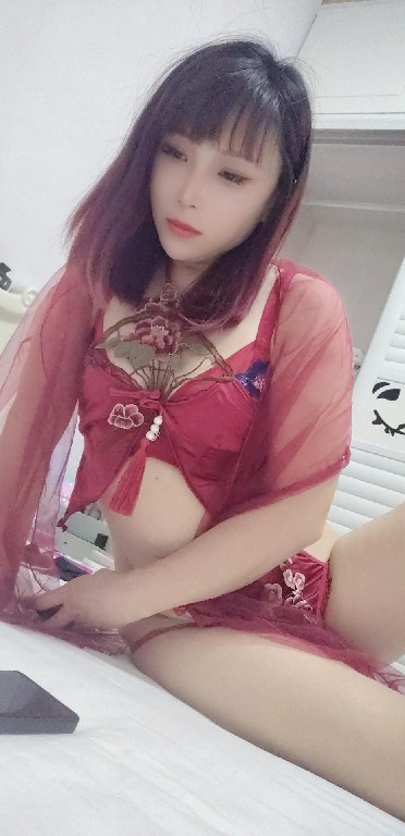 热情体贴风骚小少妇