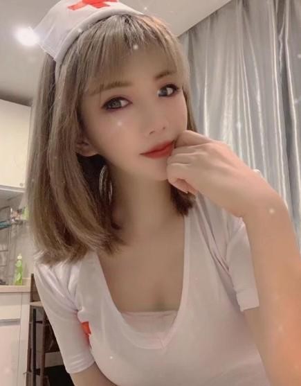 清纯可爱皮肤白净