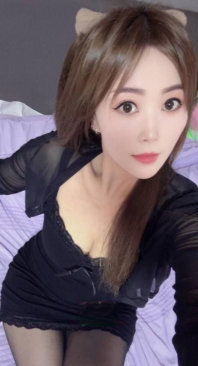 小姐姐温柔粉嫩 花样多