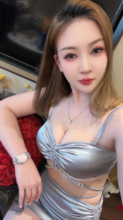 激战闷骚大奶骚货