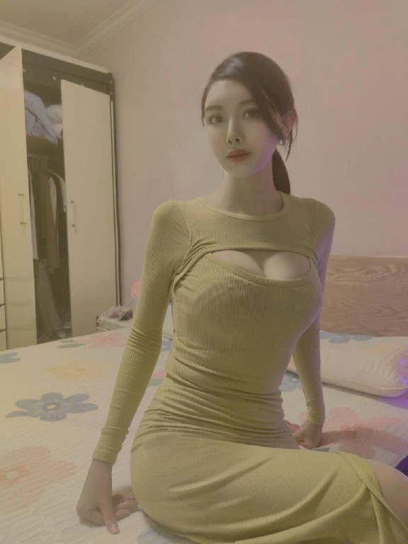 外纯内骚的极品美女