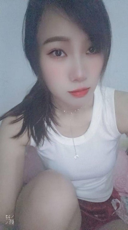 水多多小姐姐