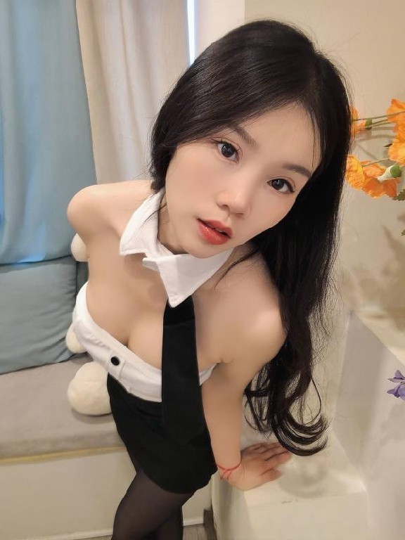 回味情趣制服小奶豆