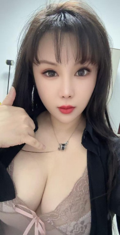 玉泉风骚御姐
