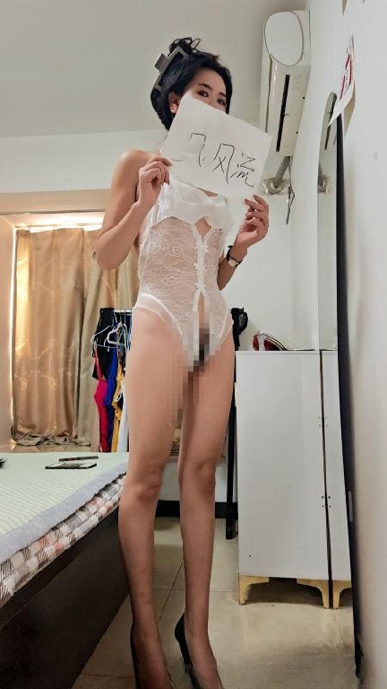 苗条长腿紧致妹妹