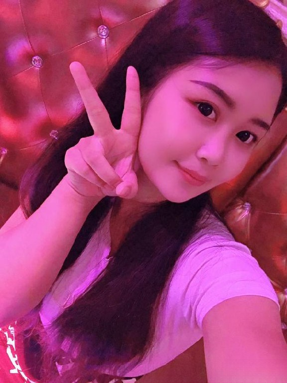 漂亮温柔型小姐姐