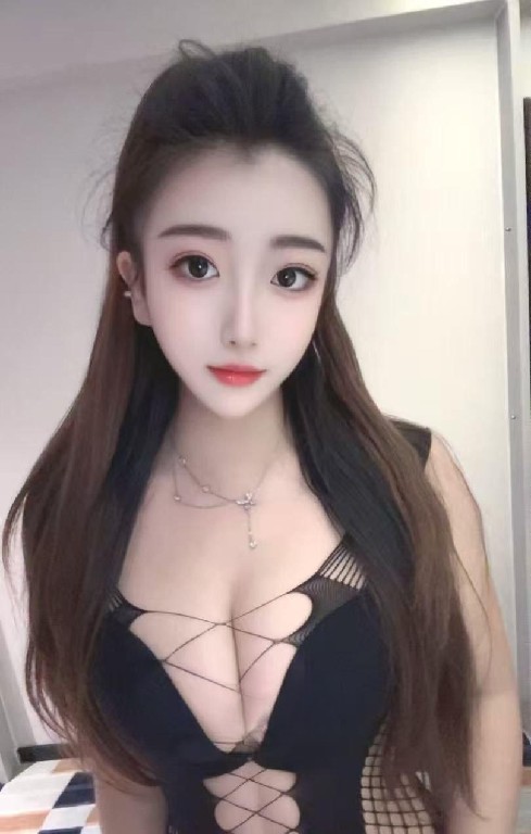 人美服务骚的妹子很少玩到