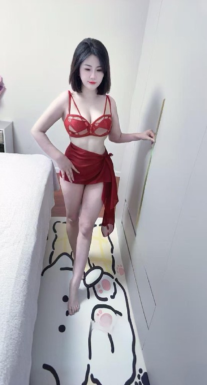 骚里骚气小甜妹