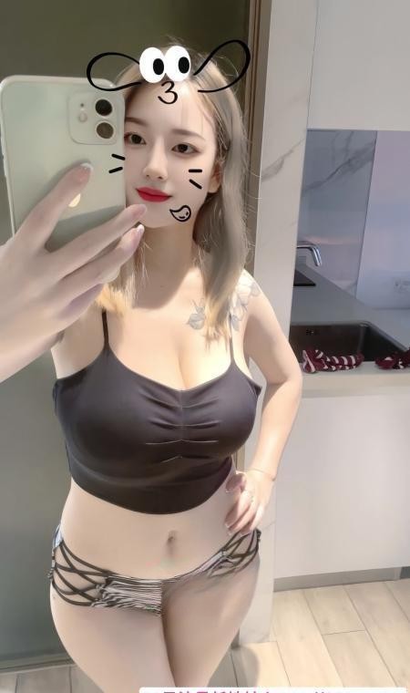 城中潮吹大胸妹