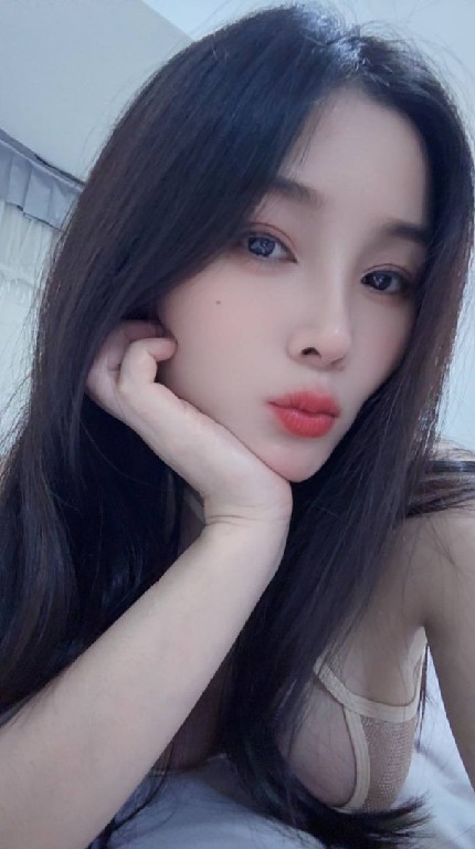 翘臀长腿网红妹妹