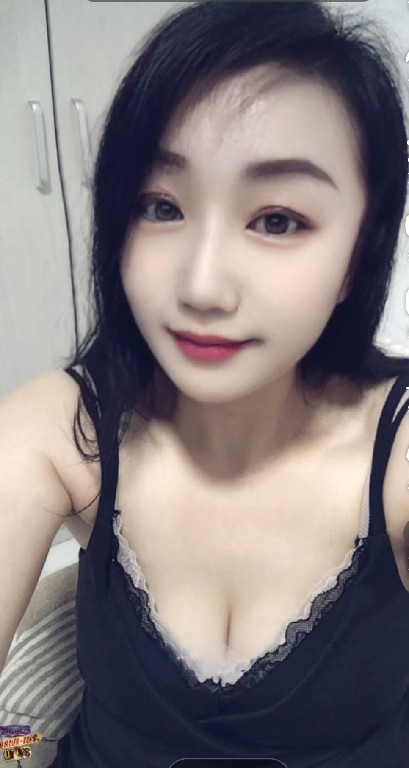 潘家园黑丝少妇