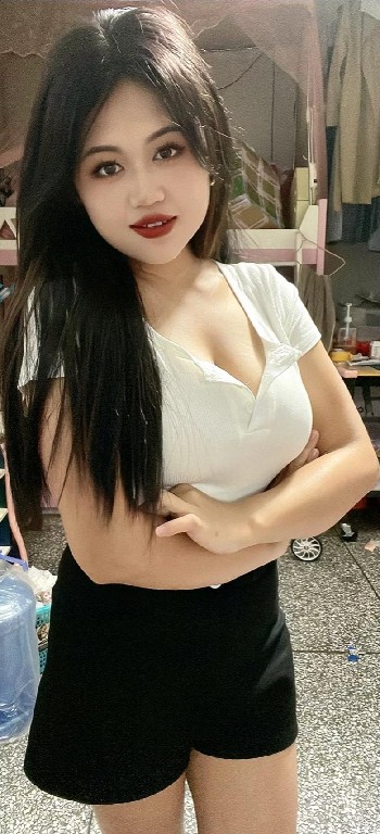多汁极品小萌妹