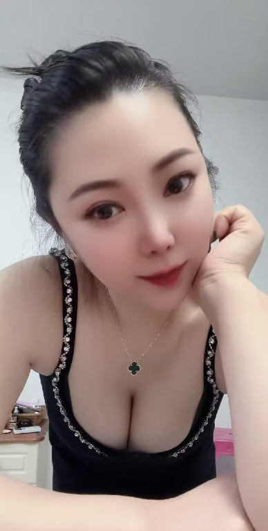 奉贤撞击风骚大奶骚贵妇