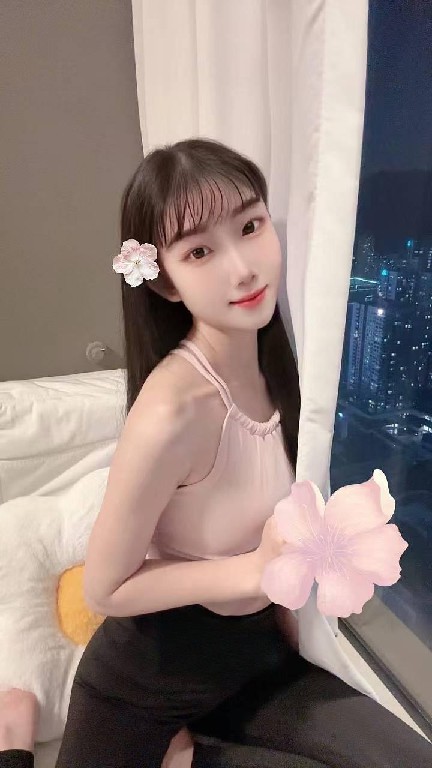 极品炮架子甜妹