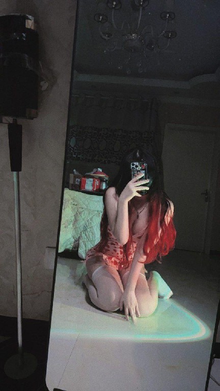 粉嫩鲍鱼小姐姐