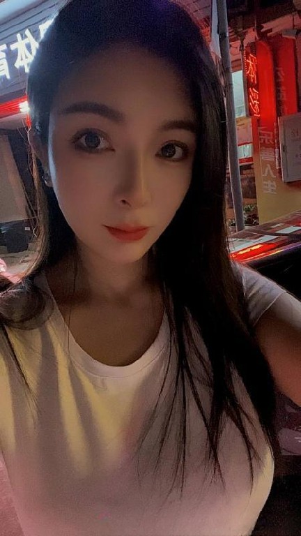 美乳颜值御姐予希