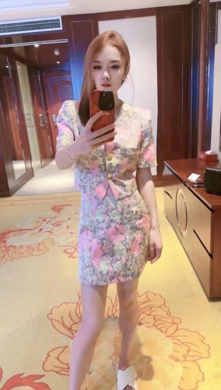 朝阳小骚货很会调情