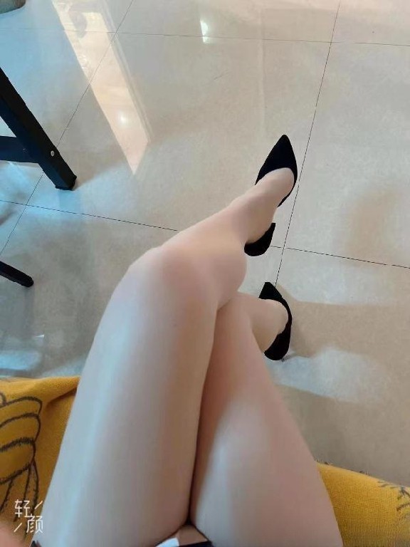 兼职无毛姐姐