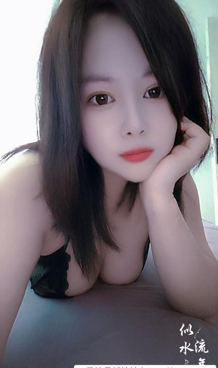 妩媚小骚货身材火辣