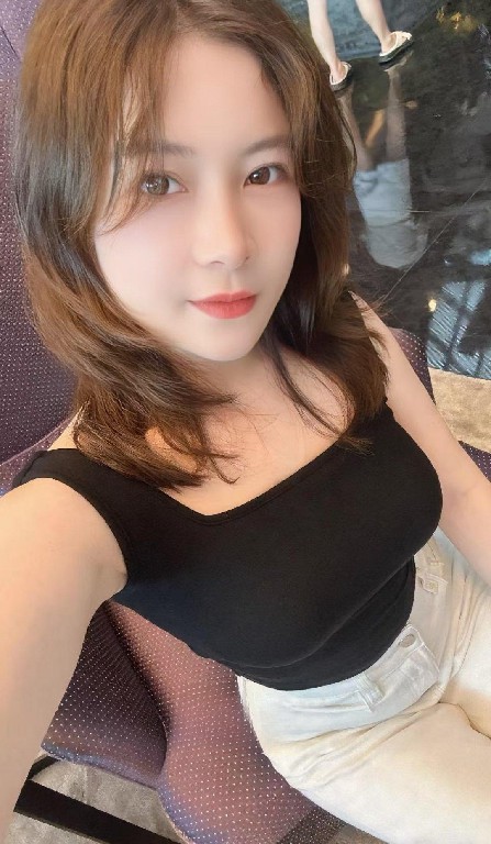 龙华榨汁骚女小渔儿