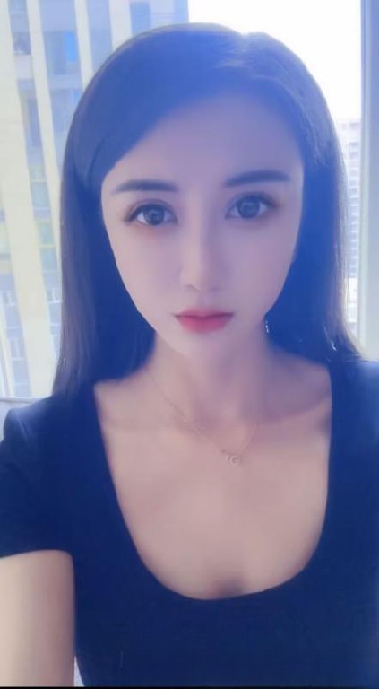 南门小小御姐安初夏