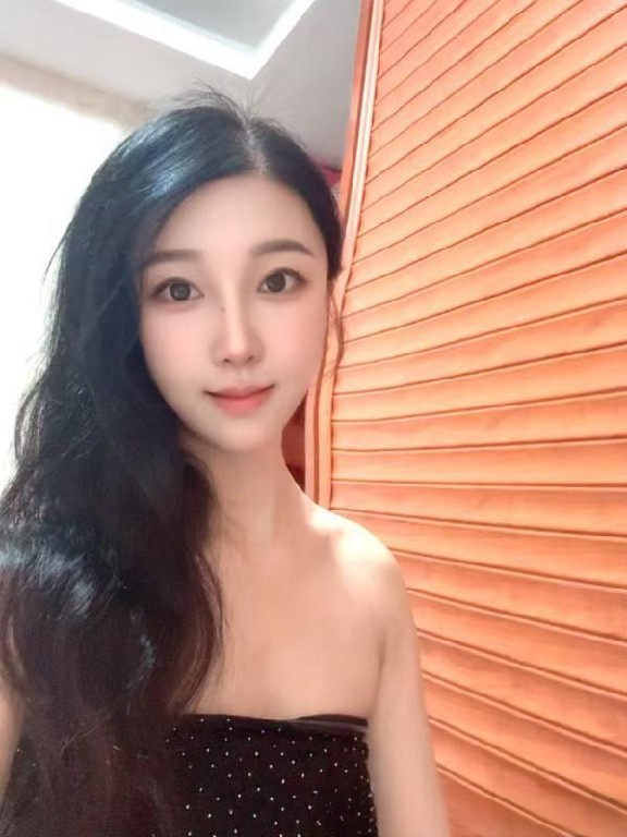 洪山高挑小仙女