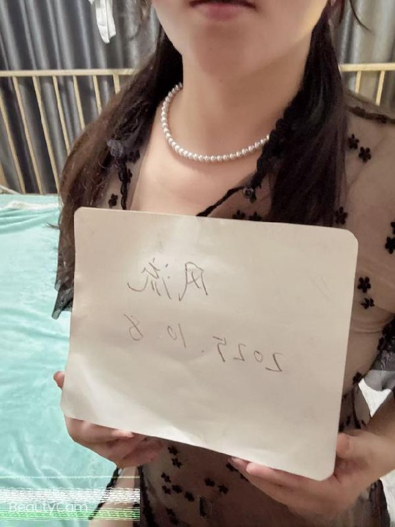 新城市广场美少妇