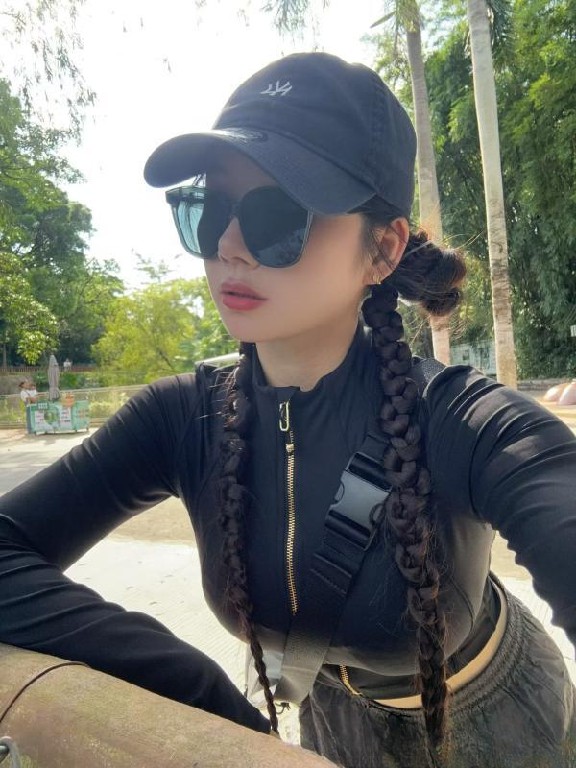 身材火辣天然F奶