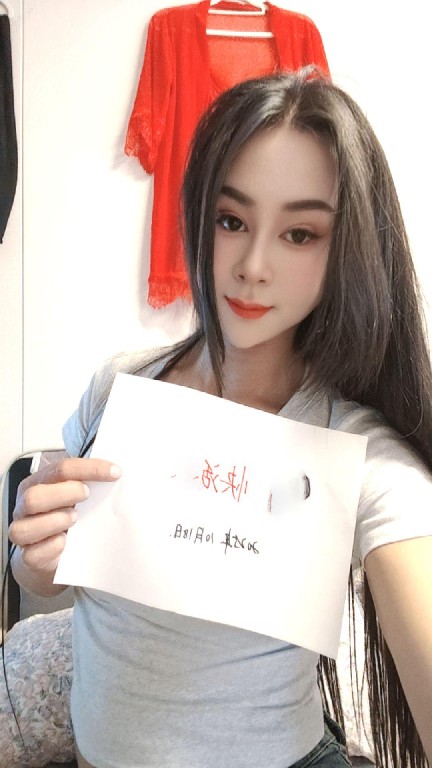 大鸡 大胸 人妖妹妹