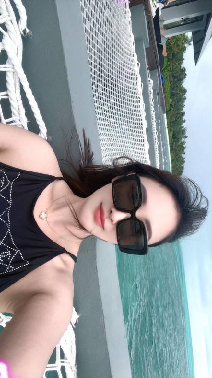 大胸手感好茶茶老师