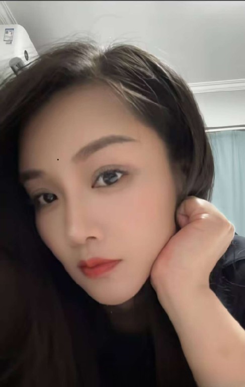 滨湖美女