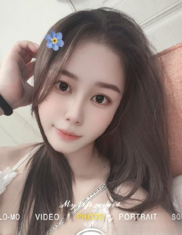 海珠温柔性感妹子