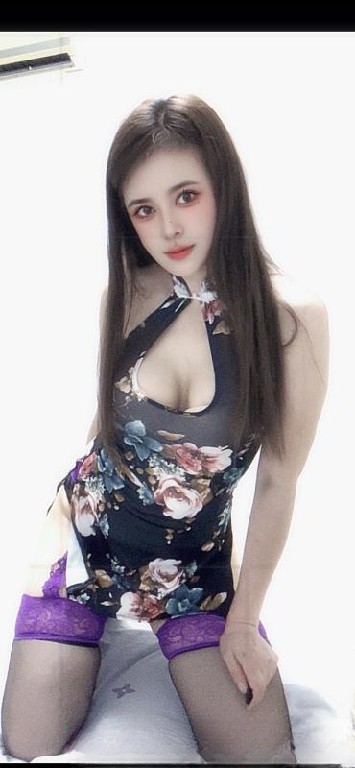 昆山长腿性感美女