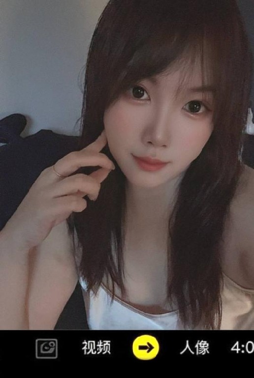 丰满大胸服务好彤彤