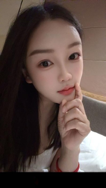 女友感护士楚依