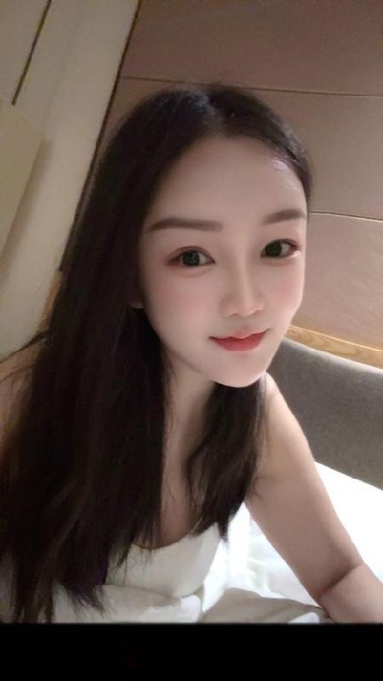 女友感护士楚依